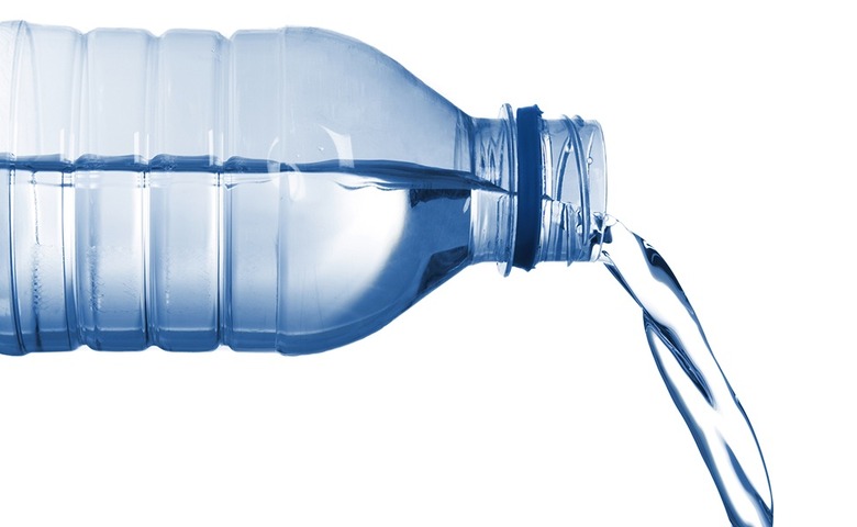 Tackling the toxic hydration problem, one bottle of clean water at a time. 