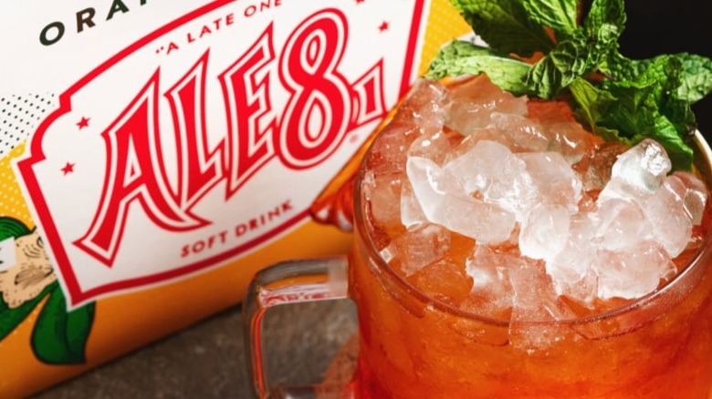 Glass of Ale-8-One soda