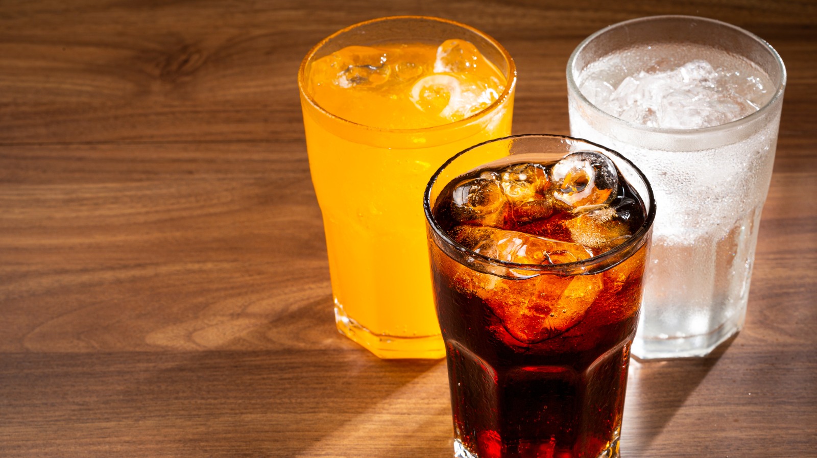 Big drink ban: Americans drink MORE soda when forced to buy smaller cups,  claim researchers