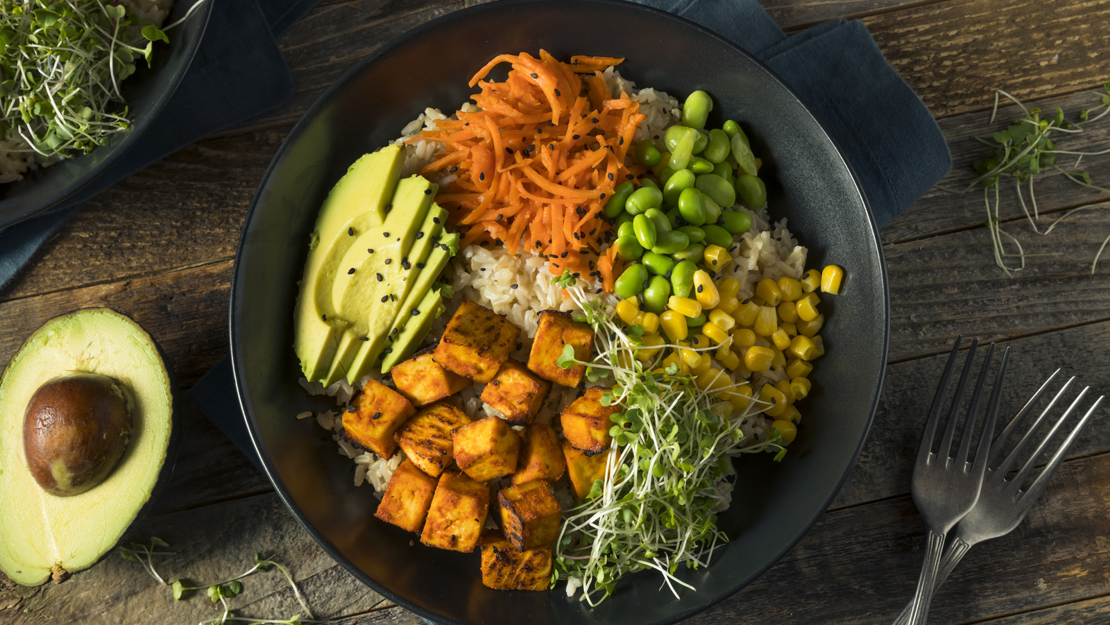 Easily Improve The Look Of Your Rice Bowls With Some Artful Arranging – The Daily Meal