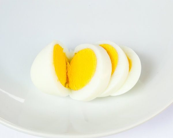 Easy Boiled Eggs for Easter