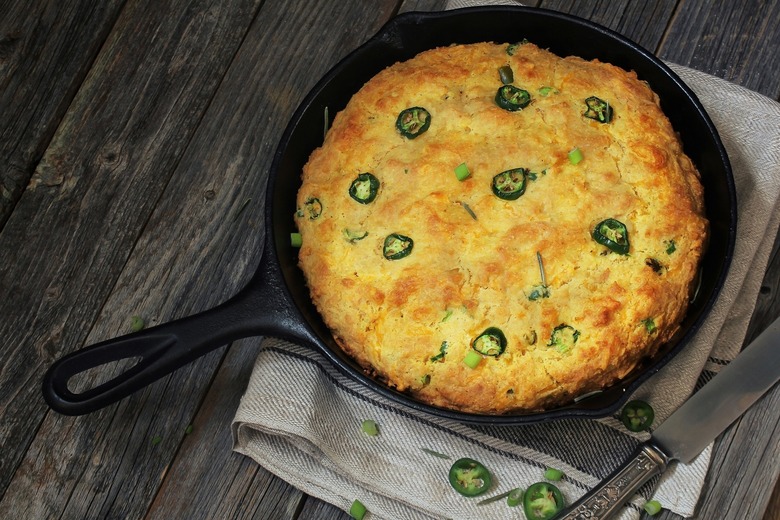 Cast-Iron Pan Jalapeno Cornbread