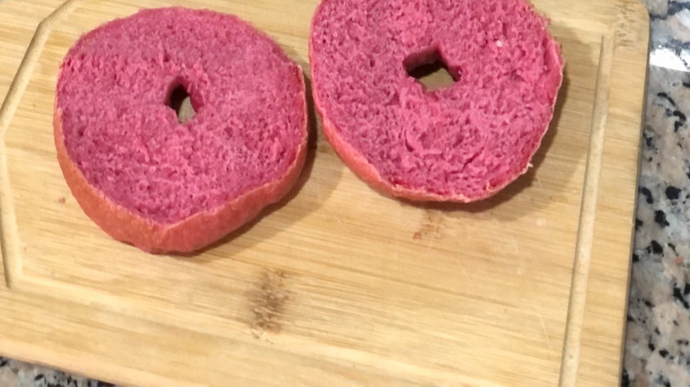 Beet bagels