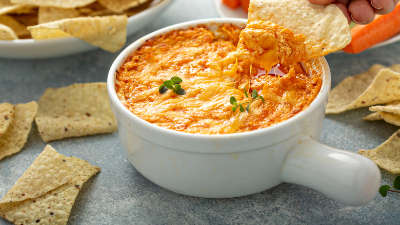 Buffalo chicken dip with chips