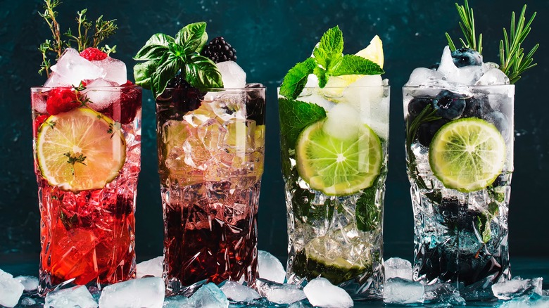 Different cocktails with ice