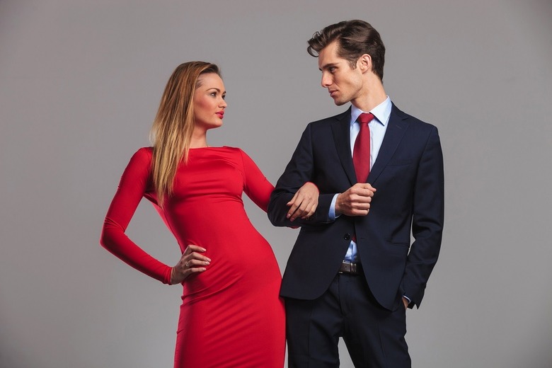 How to Dress for Formal Occasions