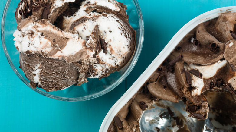 Ice cream bowl with carton