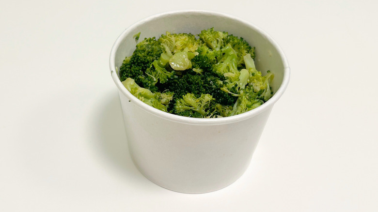 Close up of Outback Steakhouse Broccoli