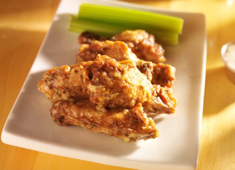 Crispy Garlic Parmesan Wings