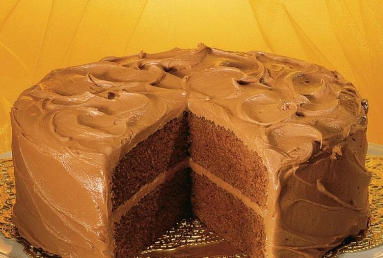 1951: Starlight Double-Delight Cake