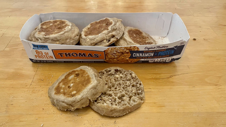 Thomas' Cinnamon Protein English muffins