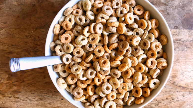 bowl of Cheerios cereal