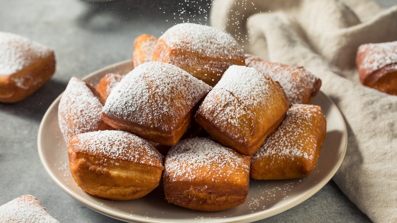 A plate of beignets