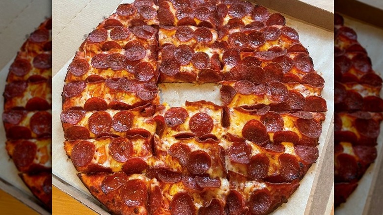 Columbus style pizza