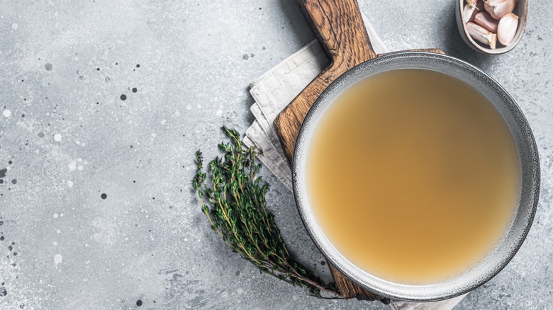 Stock with thyme and garlic