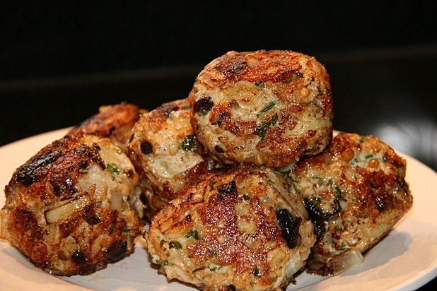 Sicilian-Style Turkey Meatballs