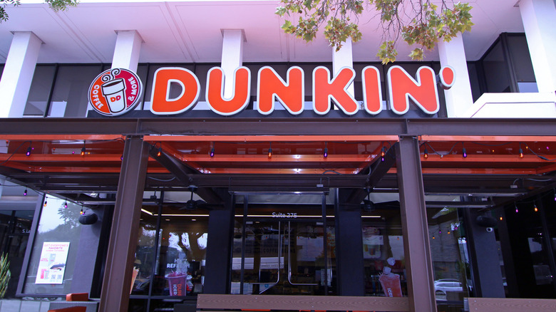 Dunkin' restaurant storefront