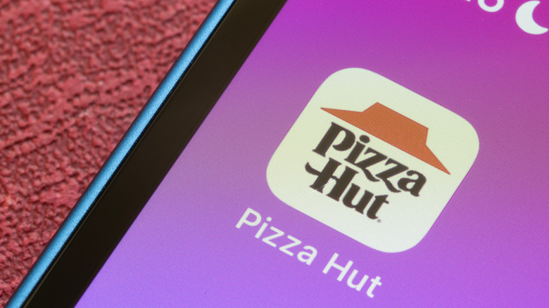 Pizza Hut app on smartphone