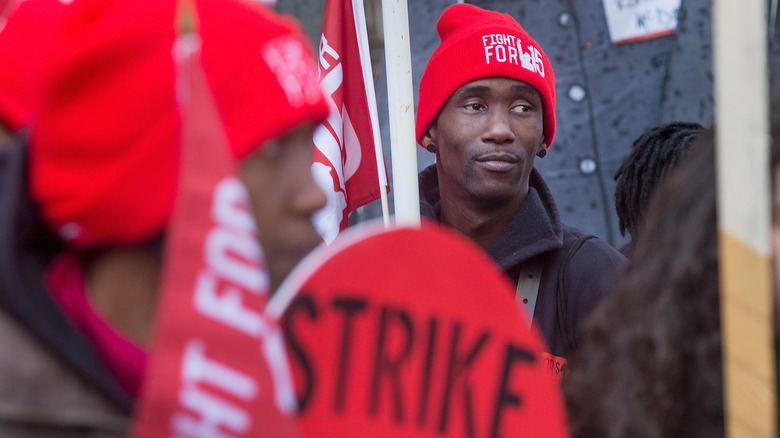 fast food worker on strike