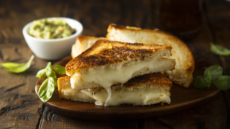 Halved grilled cheese sandwich
