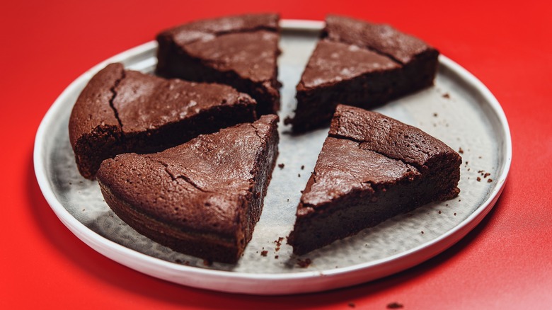 Flourless chocolate cake wedges