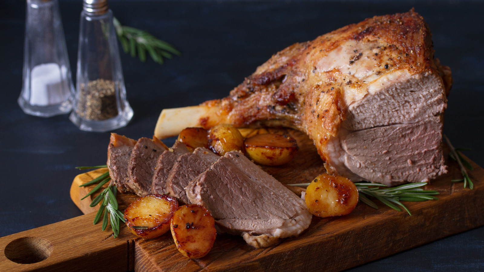 For The Best Leg Of Lamb, You Don't Even Need A Marinade - Vimarsana News
