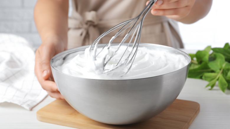 Whpping cream with whisk