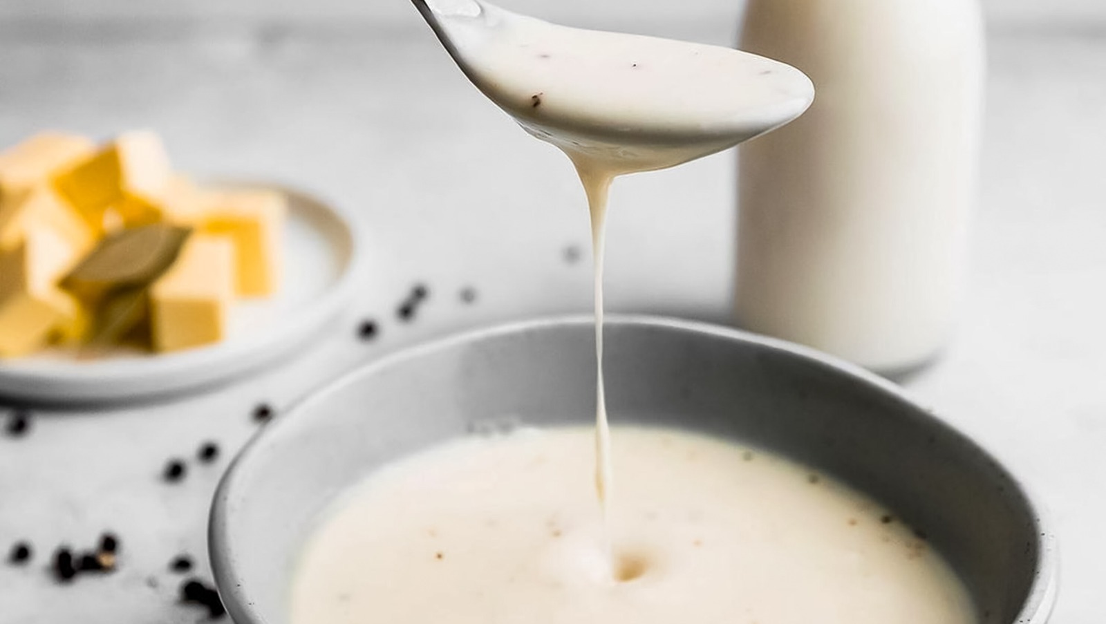 For The Perfect Béchamel Sauce, Avoid Direct Heat At All Costs - Vimarsana News
