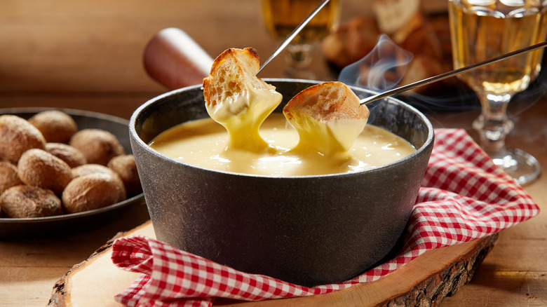 Cheese fondue