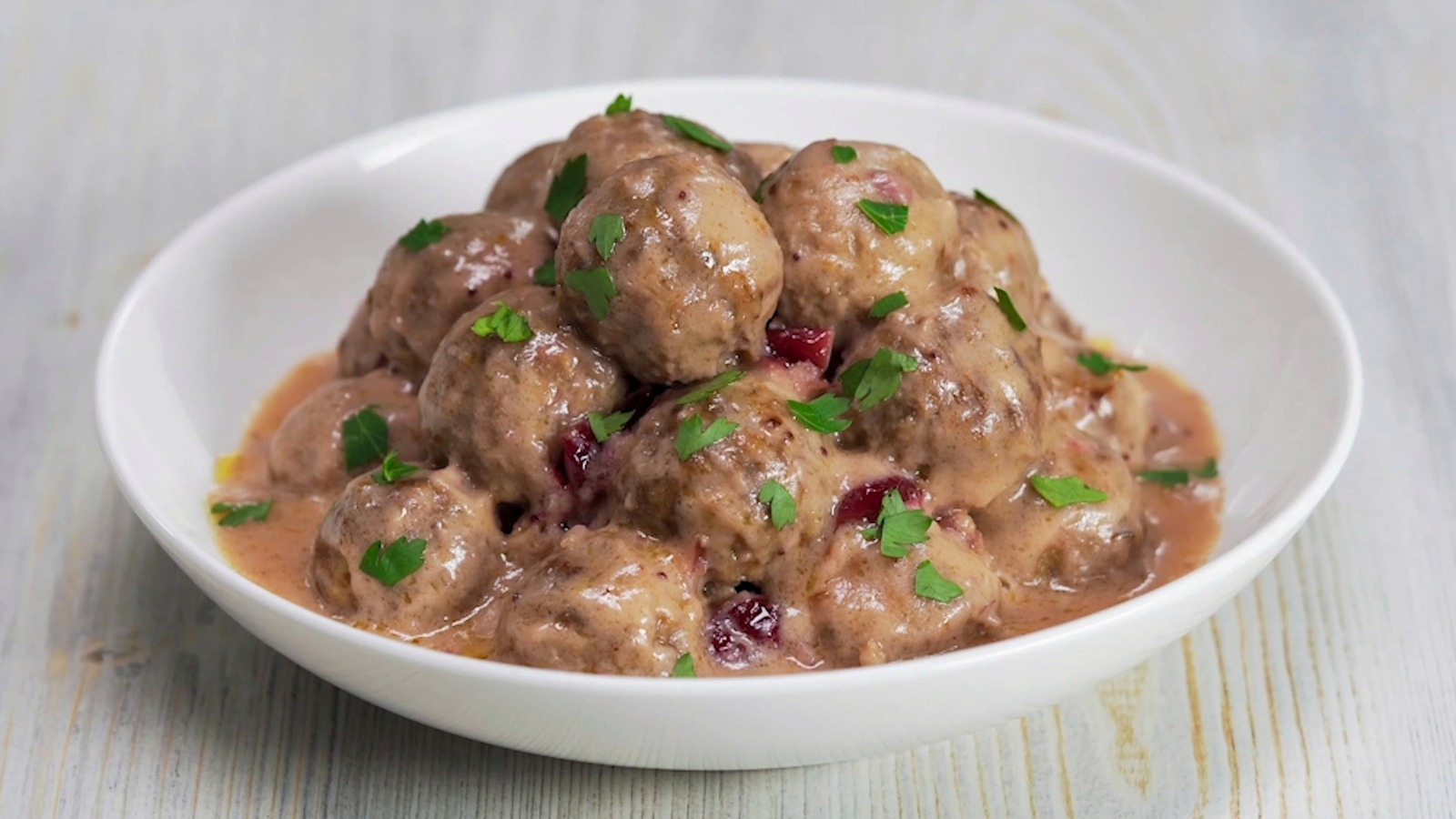 The Eggs, Mashed Potatoes Are The Perfect Way To Bind Meatballs