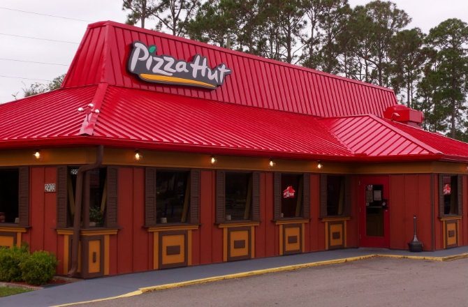 Pizza Hut Drivers Not Paid in Tips
