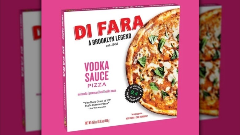 A picture of Di Fara's vodka sauce pizza's box