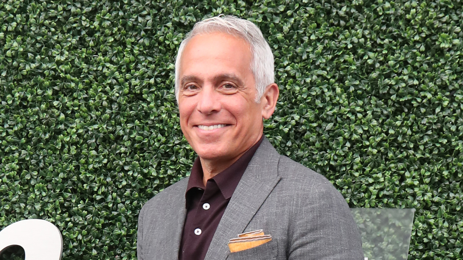 Geoffrey Zakarian's FlavorPacked Secret Ingredient For Crab Cakes