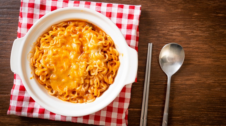 dish of ramen with cheese 