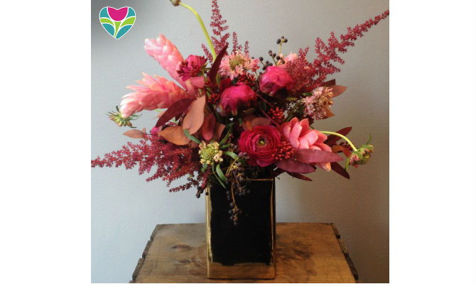 Hot Wedding Floral Colors