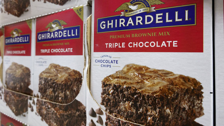Boxes of Ghirardelli brownie mix