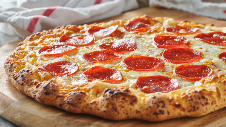 Baked pepperoni pizza