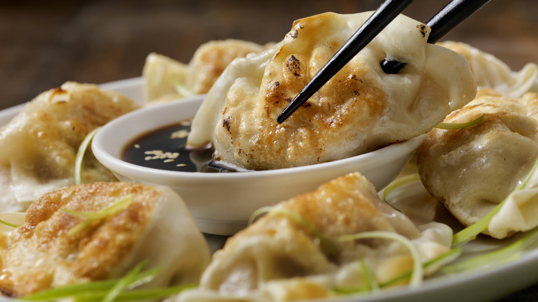dumpling dipping sauce chopsticks