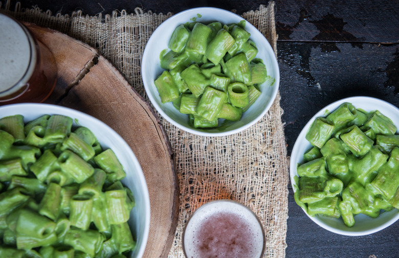 Green Beer Mac and Cheese for St. Patrick's Day or any time - The Daily Meal