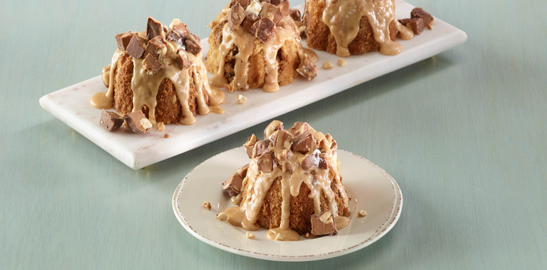 Baby Ruth Mexican Vanilla Bundt Cakes