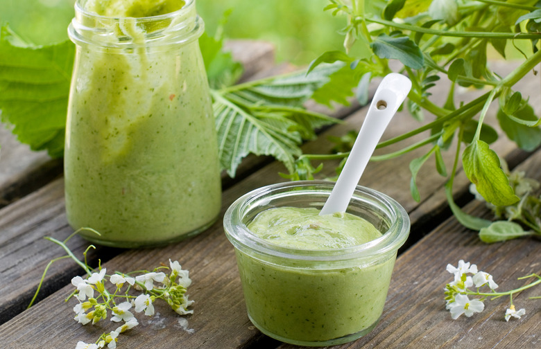 Healthy Dips 10 Ways to Sub in Yogurt for Sour Cream Without Anyone