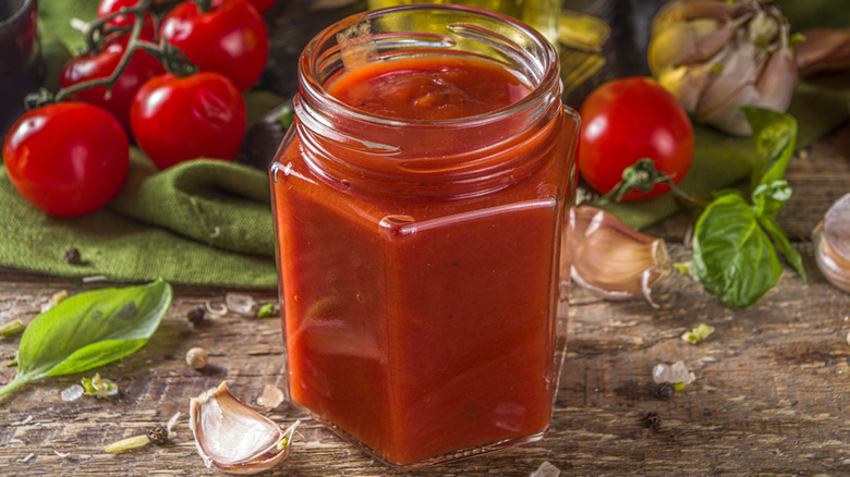 jar of tomato-based pasta sauce 