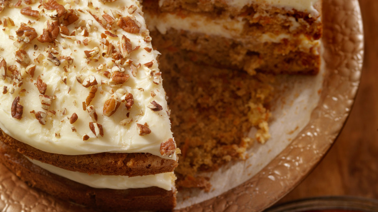 carrot cake with cream cheese frosting