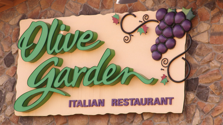 original Olive Garden logo signage