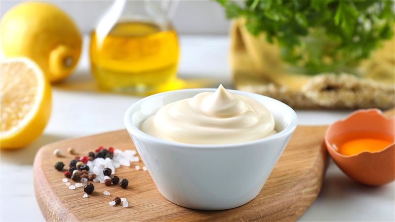 Small bowl of homemade mayonnaise 