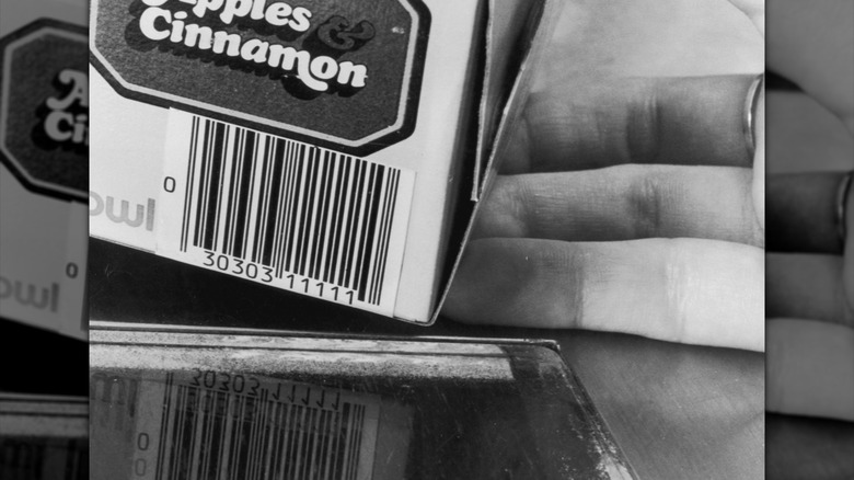 Vintage grocery scanner and UPC on food