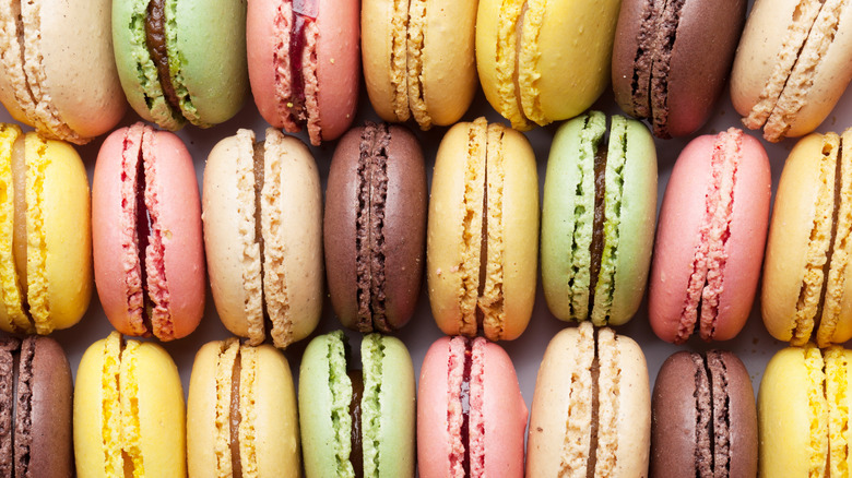 Colorful macarons