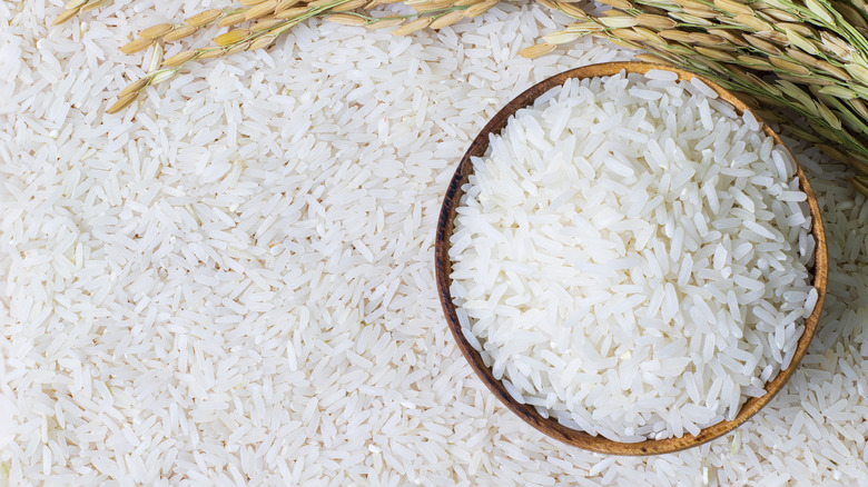 uncooked white rice