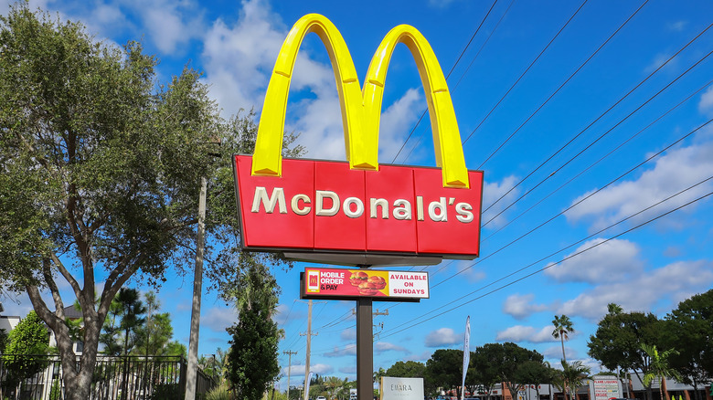 McDonald's signage