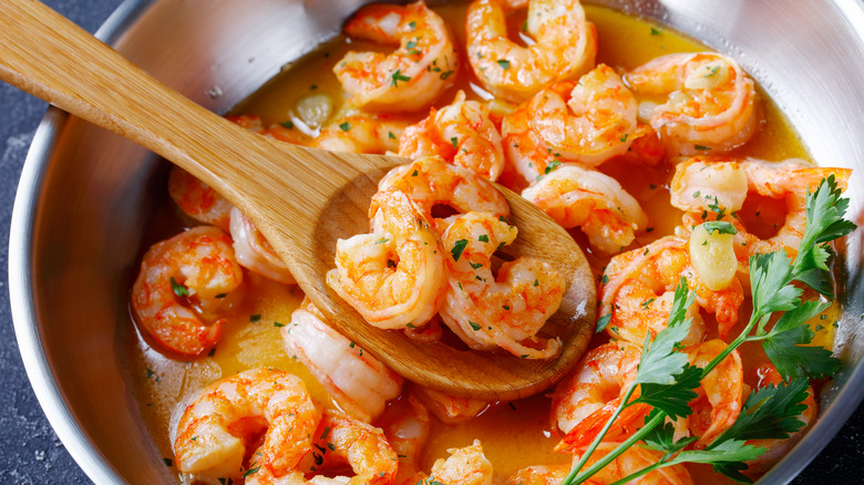 Scampi in skillet